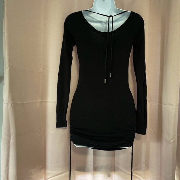 Guess sweater dress - Picture 3 of 6